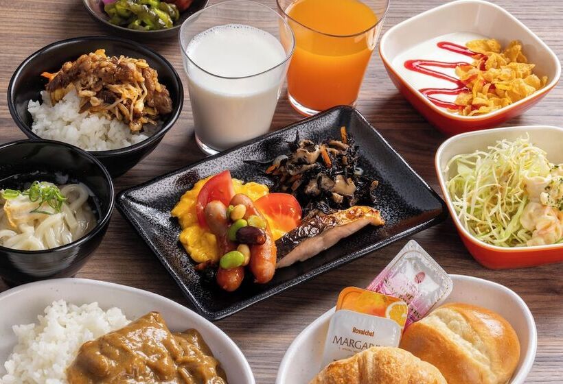 Отель The Celecton Higashiosaka Nagataekimae