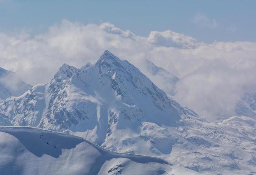 ユースホステル Gasthof Hirschen