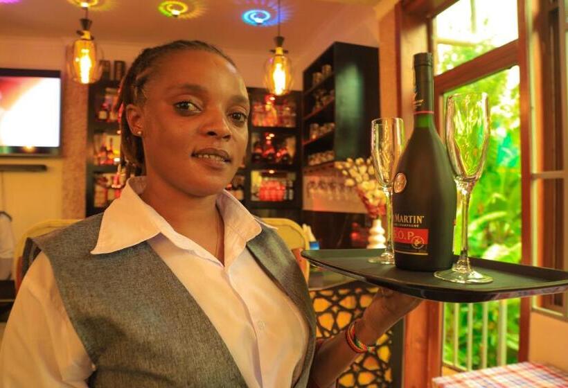 민박 River House Lodge International