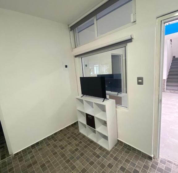 Blue Inn Hotel & Suites