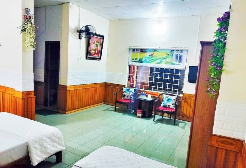 Hoa Do Hotel Ha Tinh