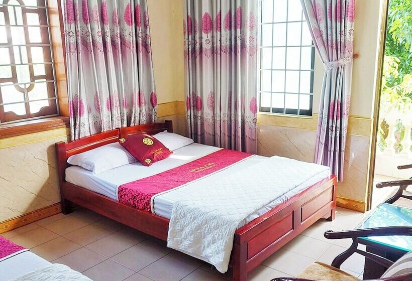 Hoa Do Hotel Ha Tinh
