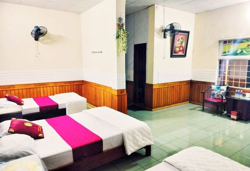 Hoa Do Hotel Ha Tinh