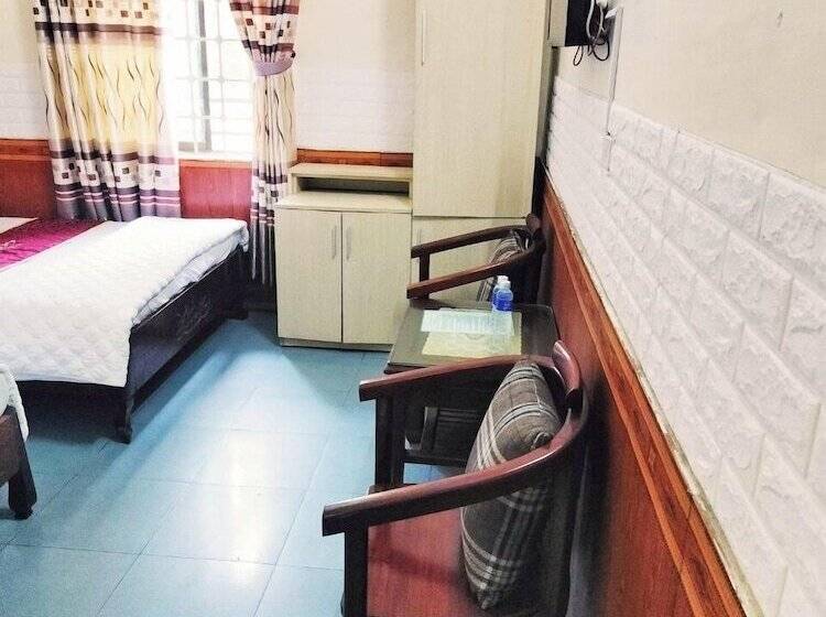 Hoa Do Hotel Ha Tinh