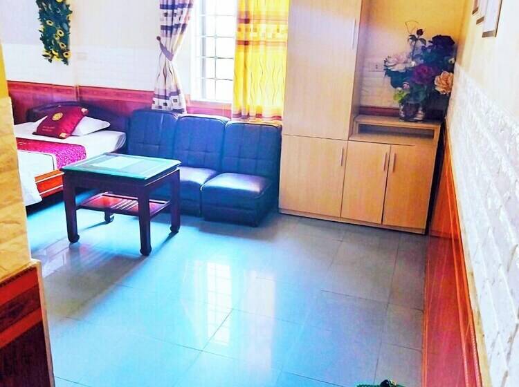 Hoa Do Hotel Ha Tinh