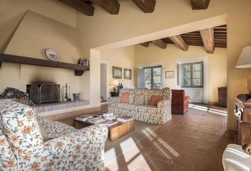 Отель Borgo Di Camporsevoli