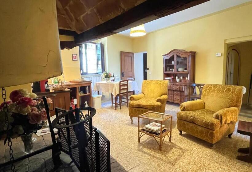 Отель Borgo Di Camporsevoli