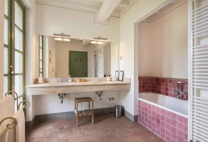 Отель Borgo Di Camporsevoli