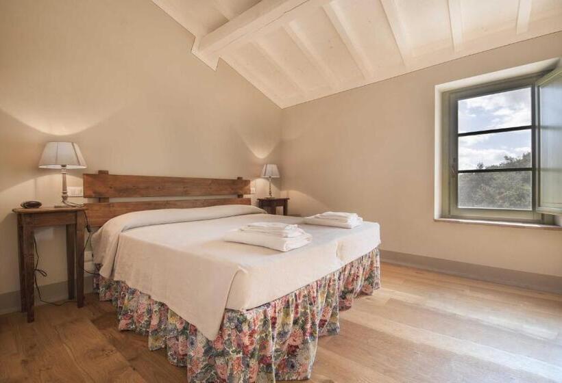 Отель Borgo Di Camporsevoli