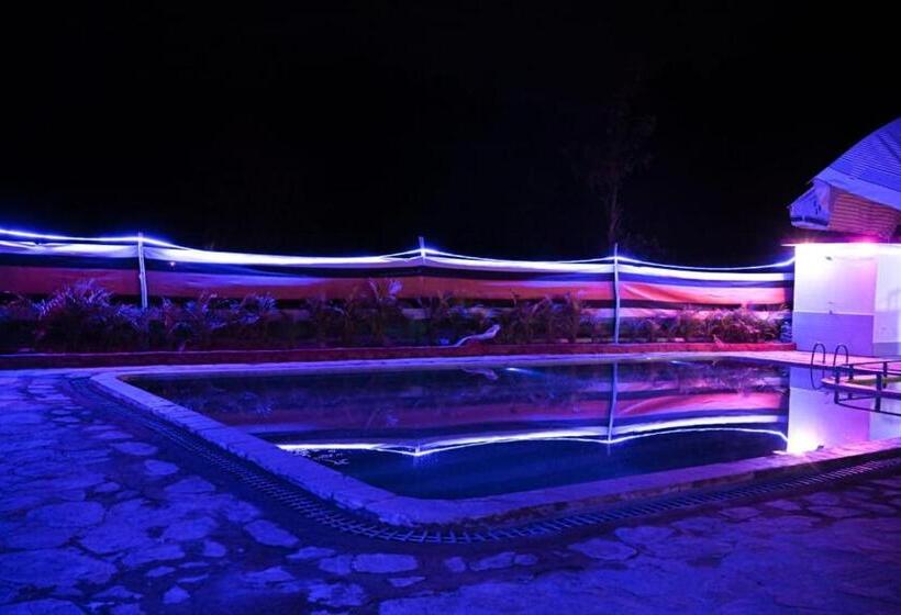 ホテル Corbett Tiger Retreat By First Crown