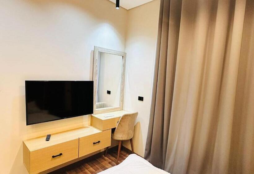 酒店 Farida Habu Palace