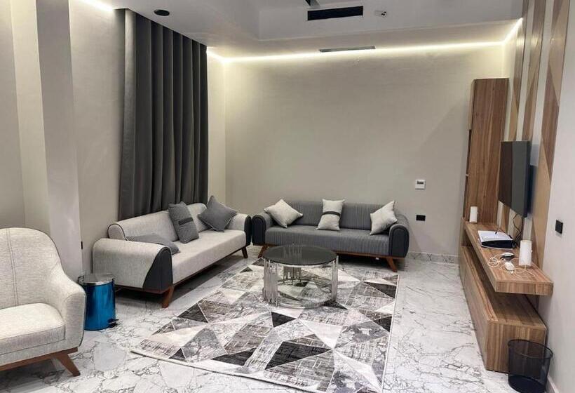 酒店 Farida Habu Palace