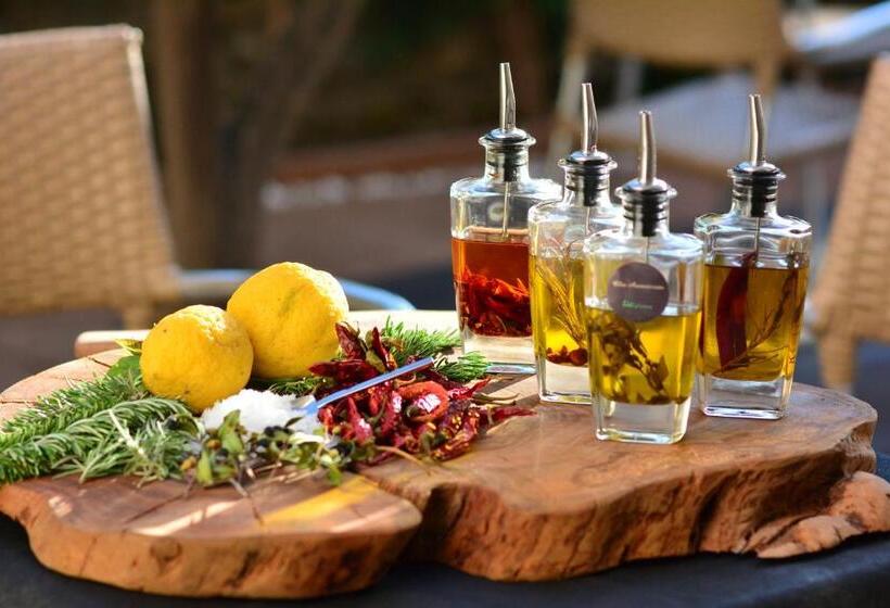 فندق La Ratina Azienda Agricola   Agriturismo   Enoturismo