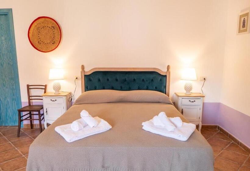 فندق La Ratina Azienda Agricola   Agriturismo   Enoturismo