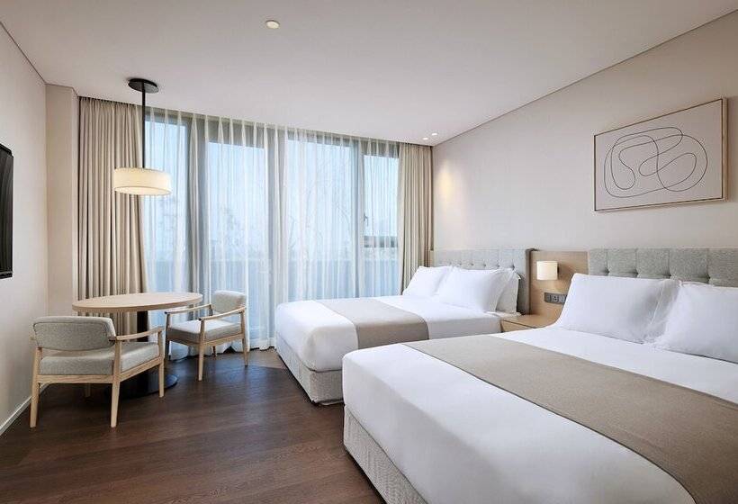 בית מלון כפרי Shilla Stay Plus Ihotewoo Ocean Front