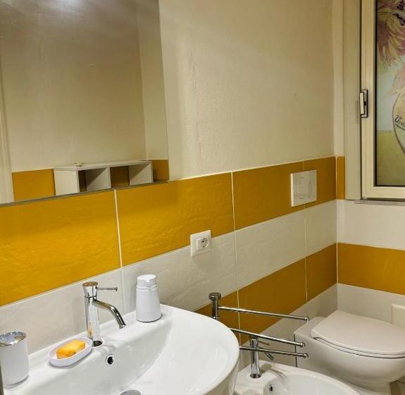 بنسيون Casa Frori