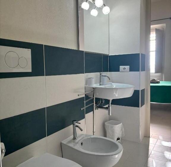 بنسيون Casa Frori