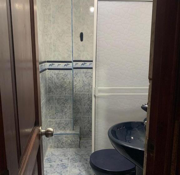 بنسيون Hostal Vim