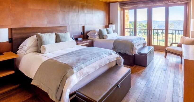 Primland Resort, Auberge Resorts Collection