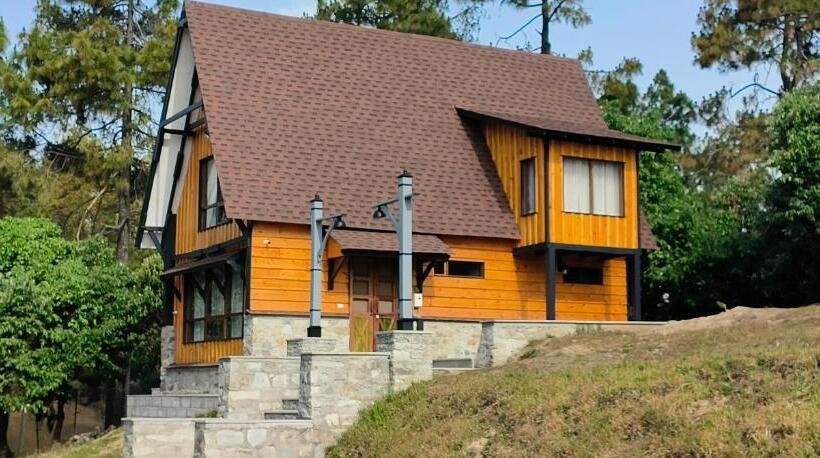 リゾートホテル Manila Hideaway