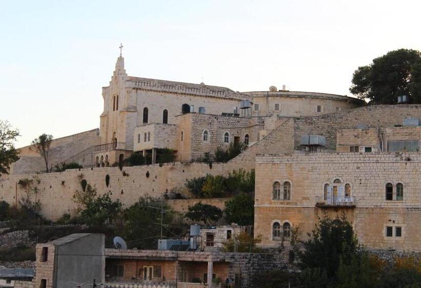 هاستل House Of Peace