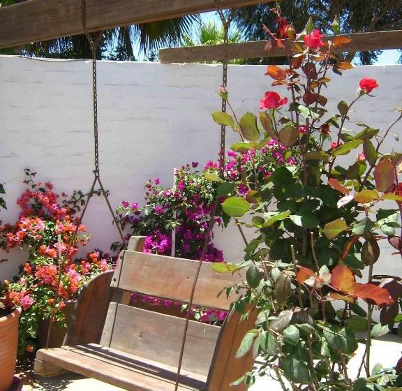 Alternative Space B & B