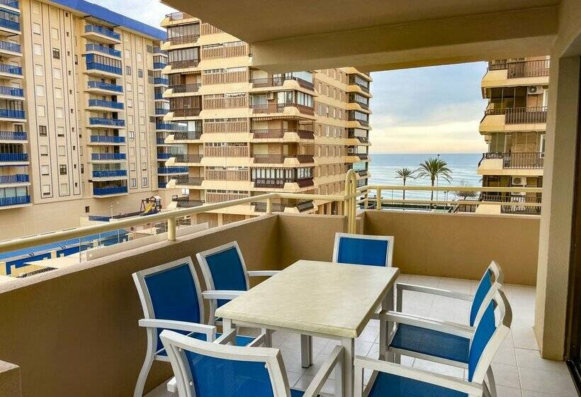 Apartamentos Riviera 3000