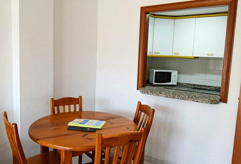 Apartamentos Riviera 3000