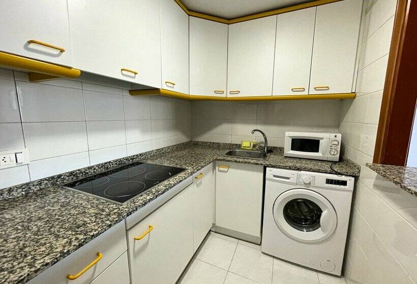 Apartamentos Riviera 3000