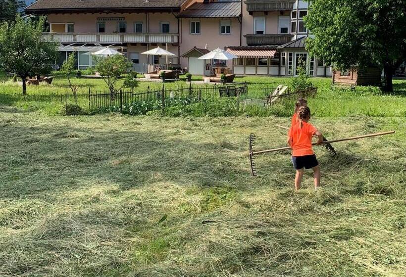 Apparthotel Germania