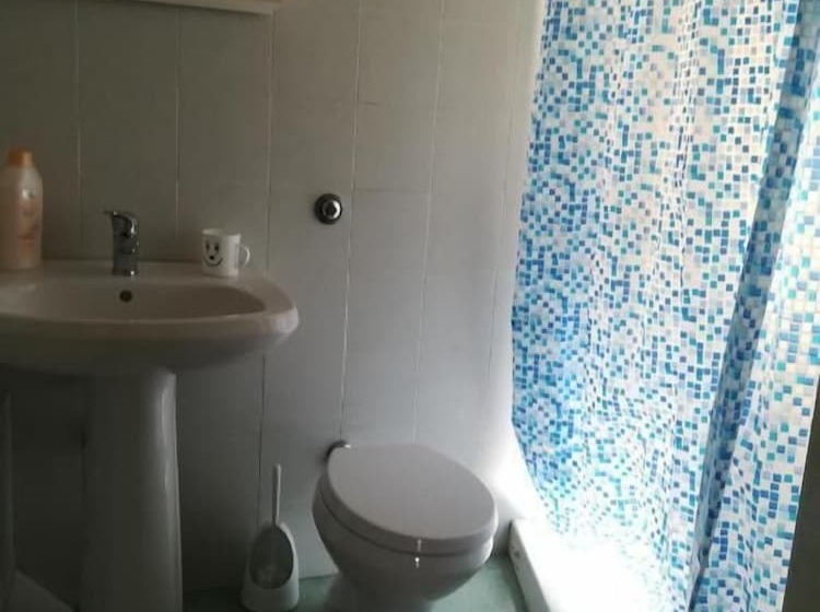 مبيت وإفطار A Taverna Intru U Vicu