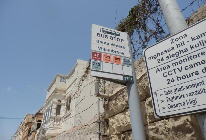 تختخواب و صبحانه Black Gold Private Room