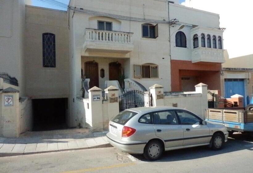 تختخواب و صبحانه Black Gold Private Room