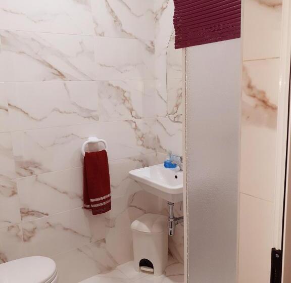 تختخواب و صبحانه Black Gold Private Room