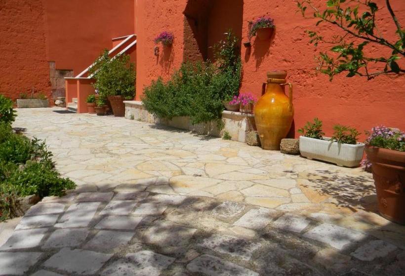 Dimora Del Falconiere B&b
