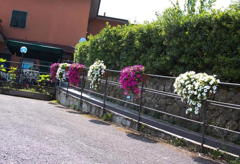 مبيت وإفطار Green Quiet Affittacamere