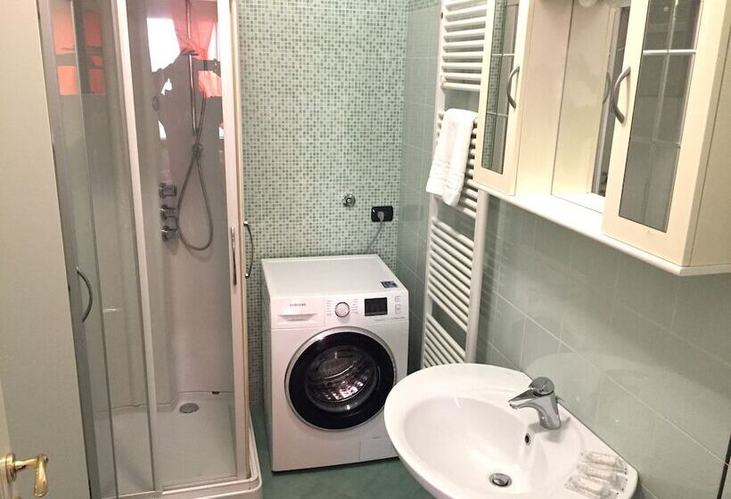 צימר La Suite Rooms & Apartments