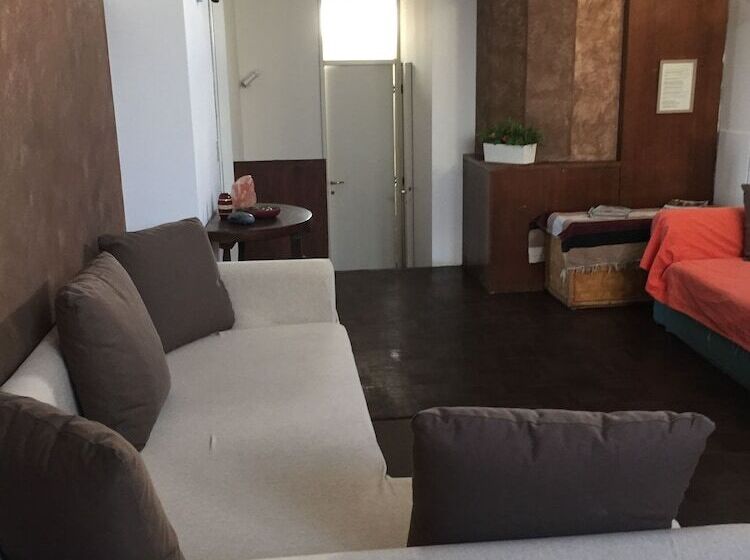 تختخواب و صبحانه Mita Milano Rooms With Terrace