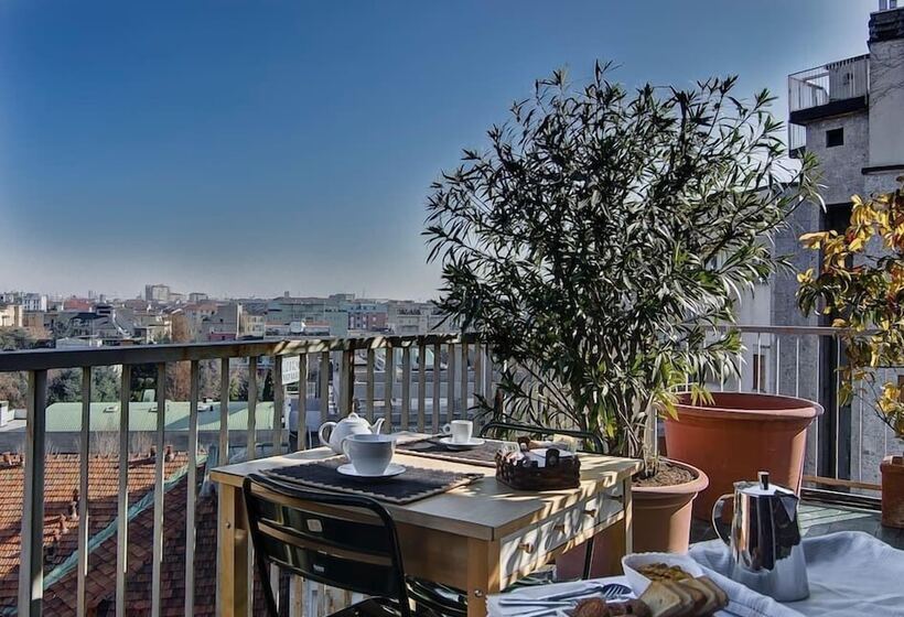 تختخواب و صبحانه Mita Milano Rooms With Terrace