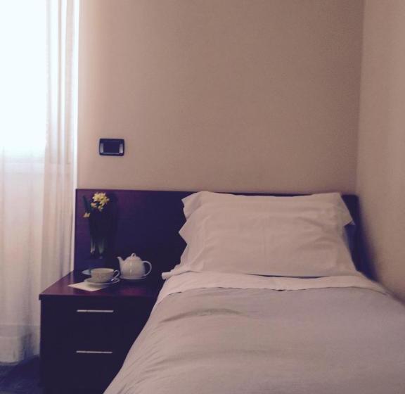 ベッドアンドブレックファースト Sibilla Albunea