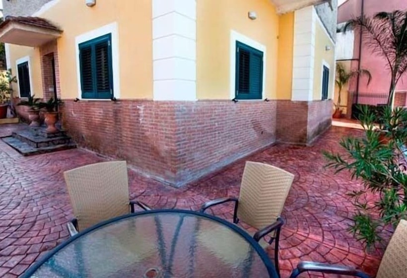 ベッドアンドブレックファースト Villa Scotillo 1950