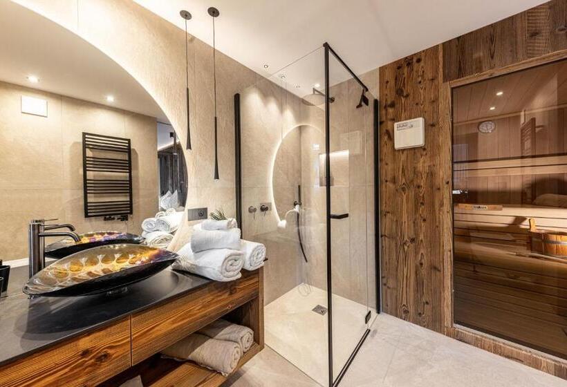 مبيت وإفطار Enjoy Dolomites   Chalet