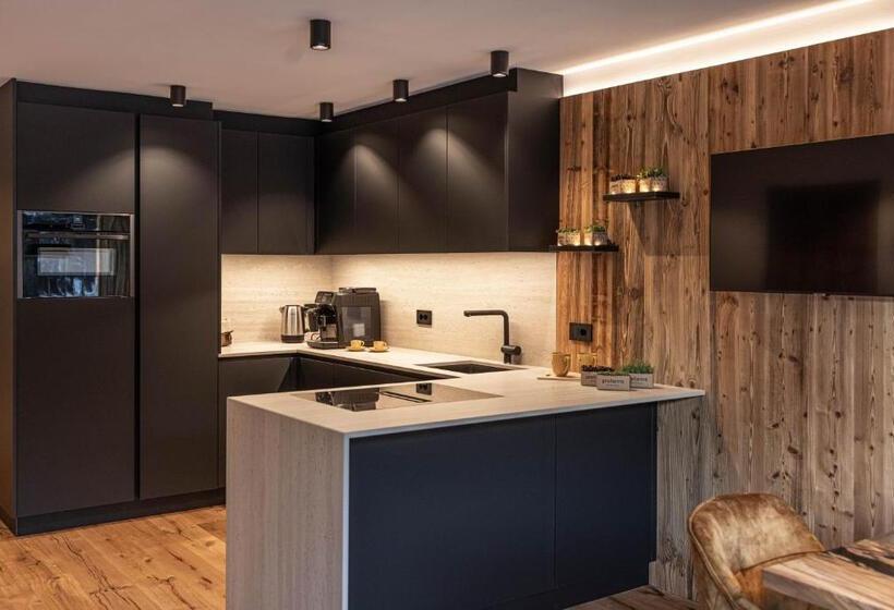 مبيت وإفطار Enjoy Dolomites   Chalet