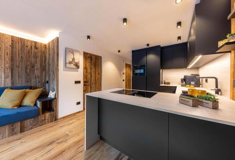 مبيت وإفطار Enjoy Dolomites   Chalet