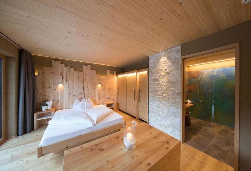 Bike & Ski Hotel Diana Karersee