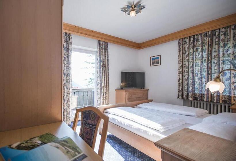 Bike & Ski Hotel Diana Karersee