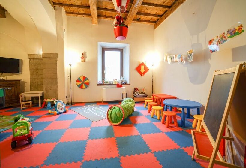 هتل Abetone E Piramidi Resort