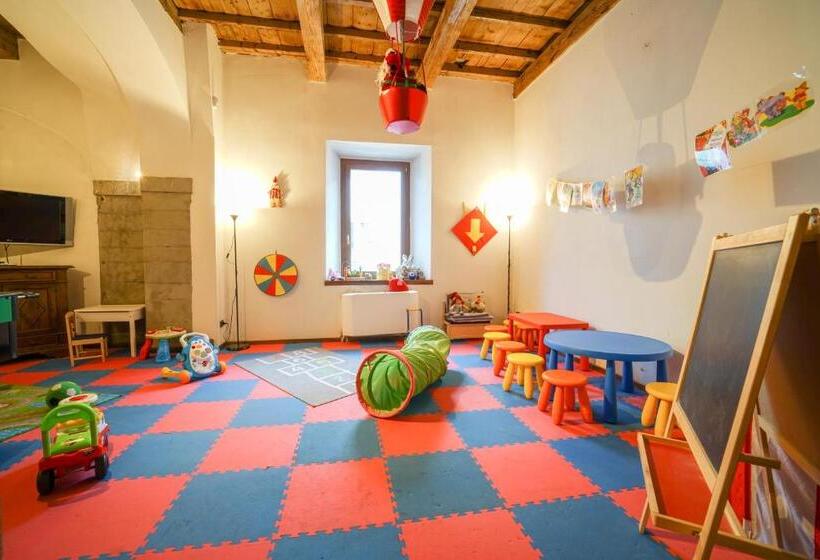 هتل Abetone E Piramidi Resort