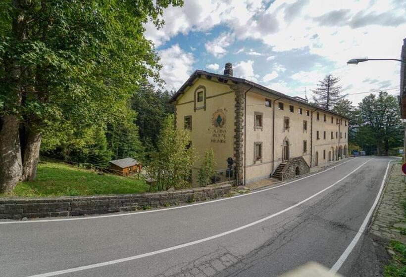 هتل Abetone E Piramidi Resort