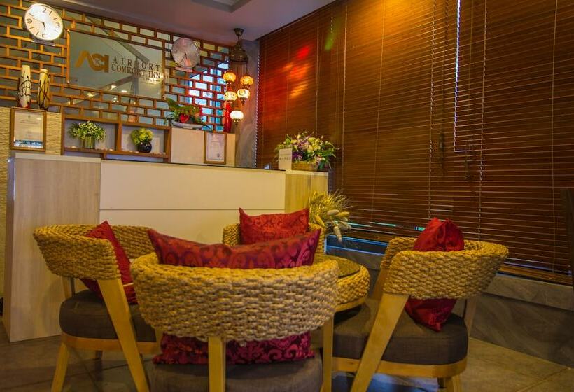 בית מלון כפרי Airport Comfort Inn Premium